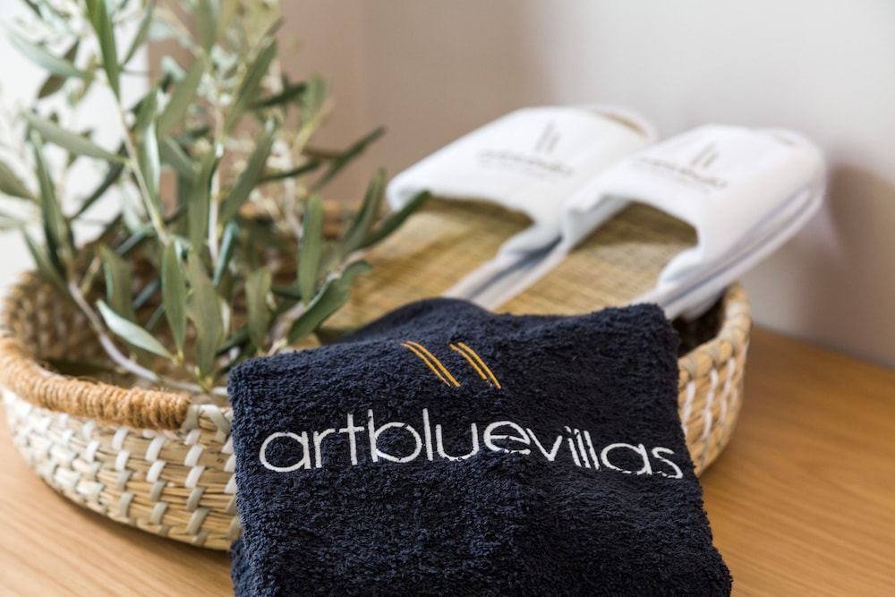 Art Blue Villas