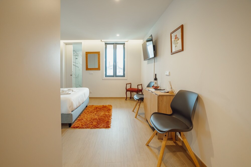 Carmo Residence Porto - S Antonio by Vacationy