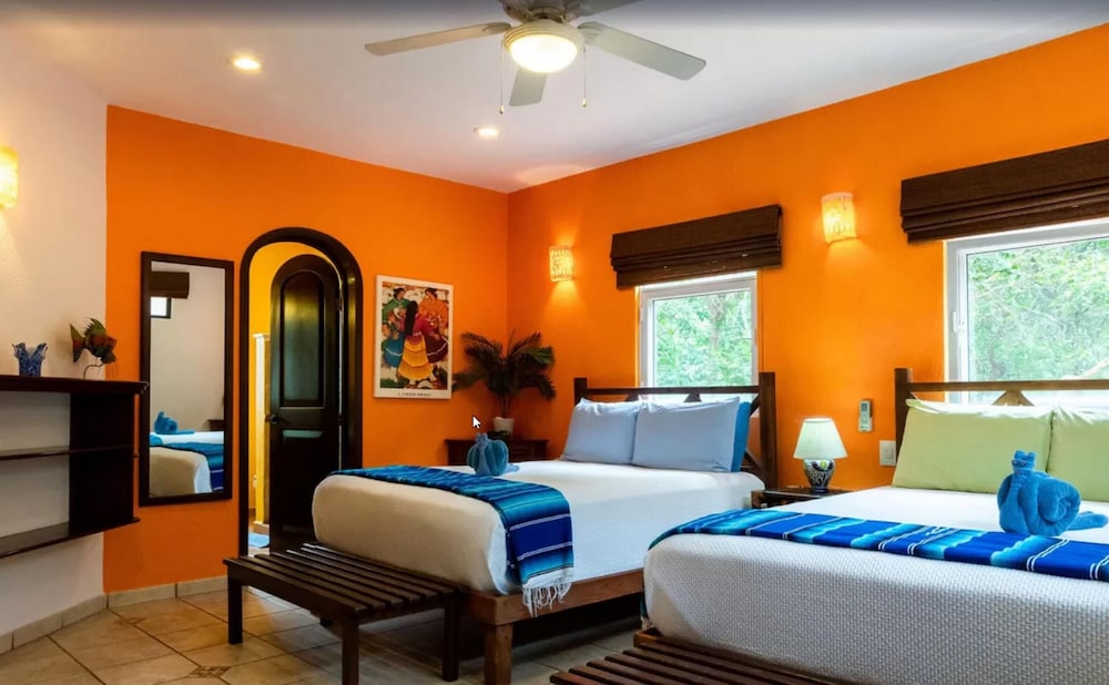 PlayaCar House MZ 28 by Playa Paradise