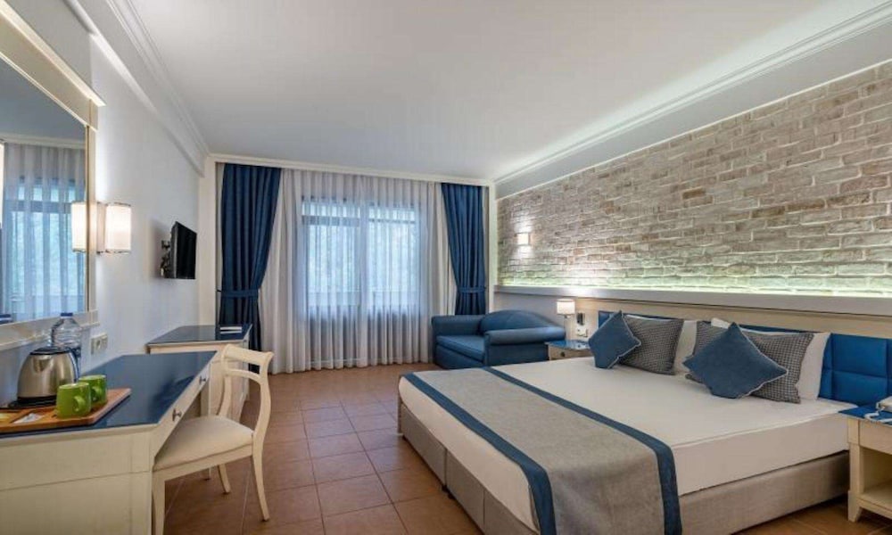Champion Holiday Village - All Inclusive