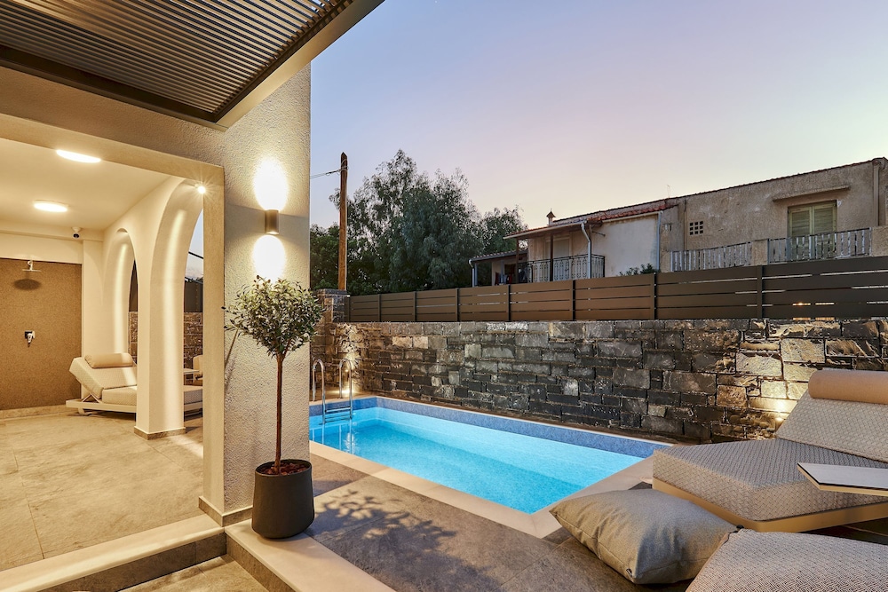 Grey Stones Villa by Estia
