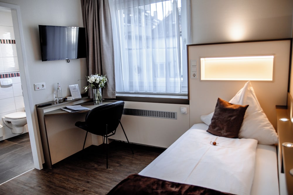 Berlin Vacations - Central Hotel Garni - Property Image 28