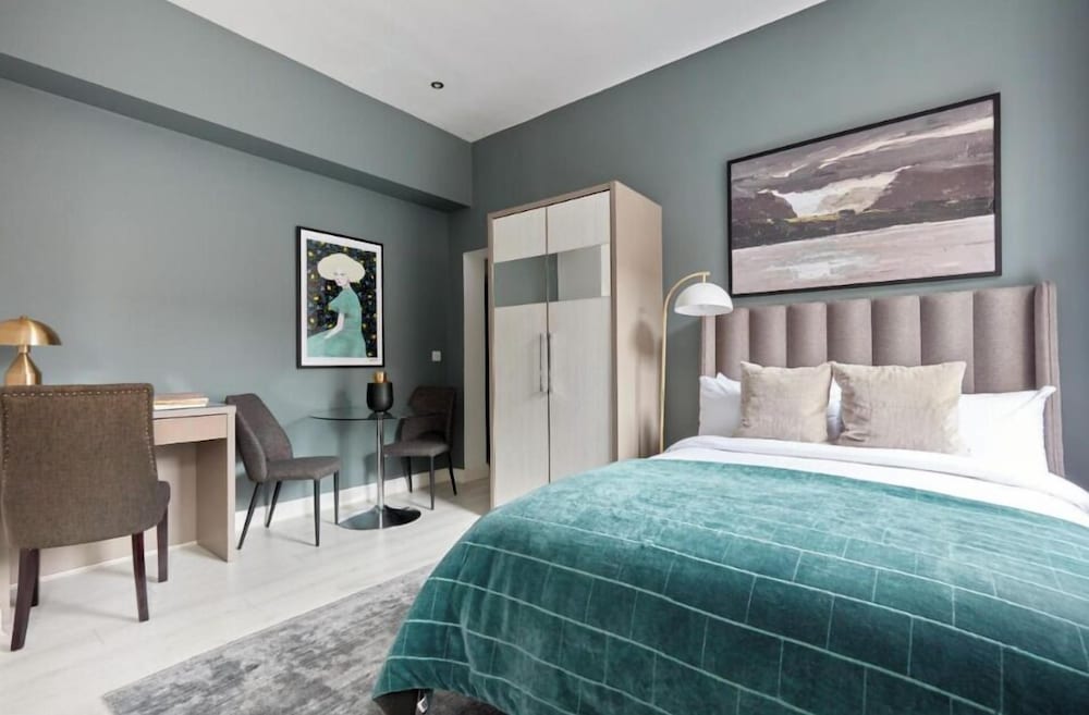 Dublin Central Suites