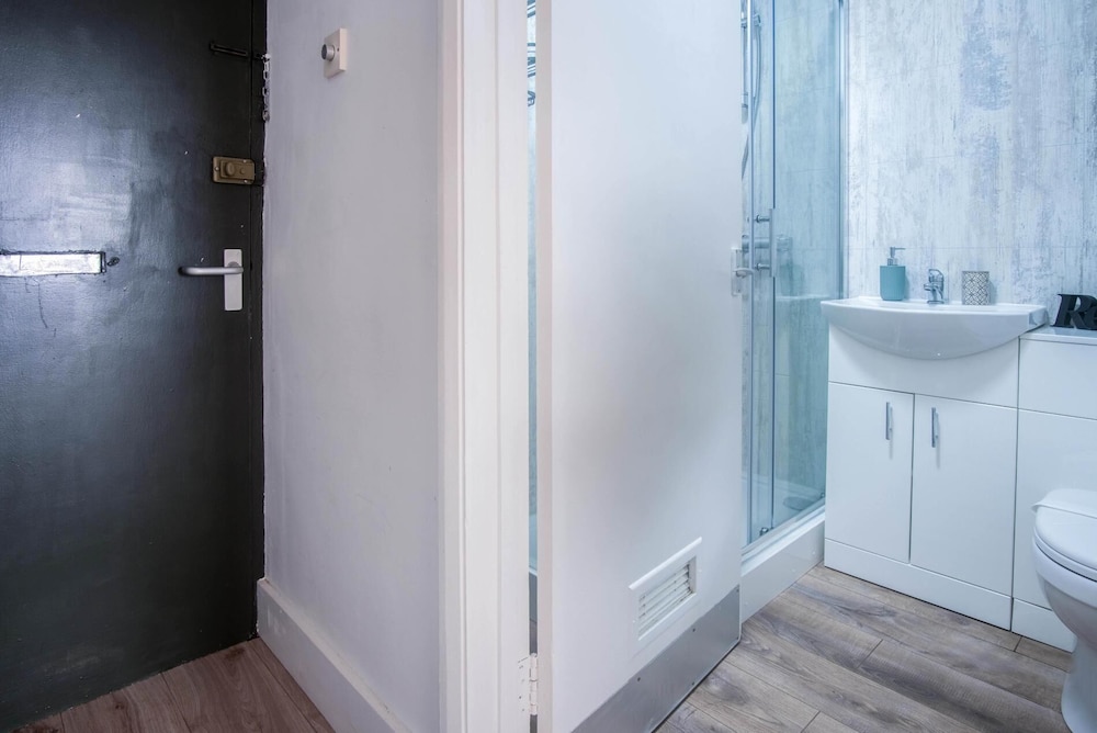 The Lighthouse - 1 Bedroom Apartment - Saundersfoot
