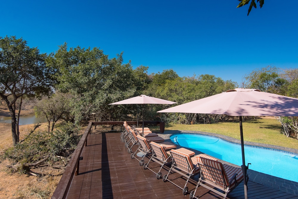 Waterbuck Game Lodge