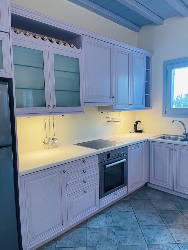 Mimoza Collection suites