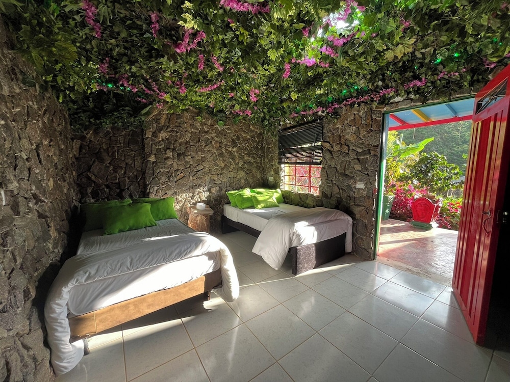 Don leandro Coffee farm Glamping