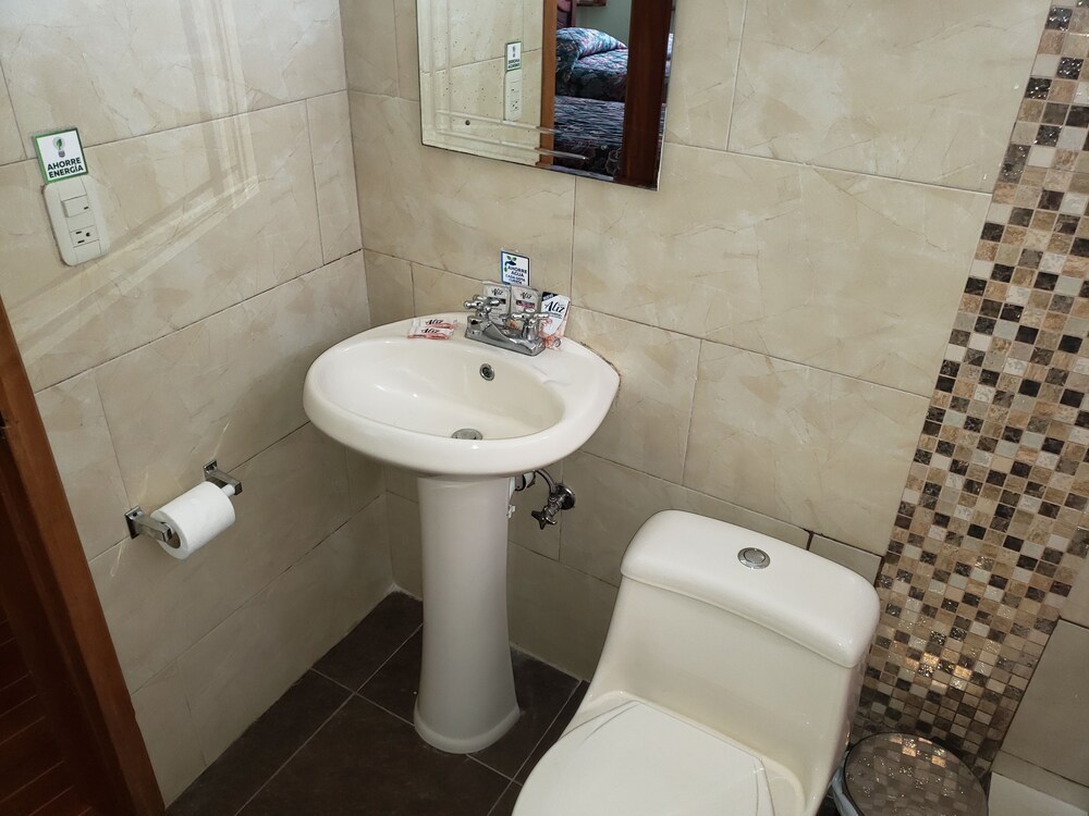Hostal Monte Real