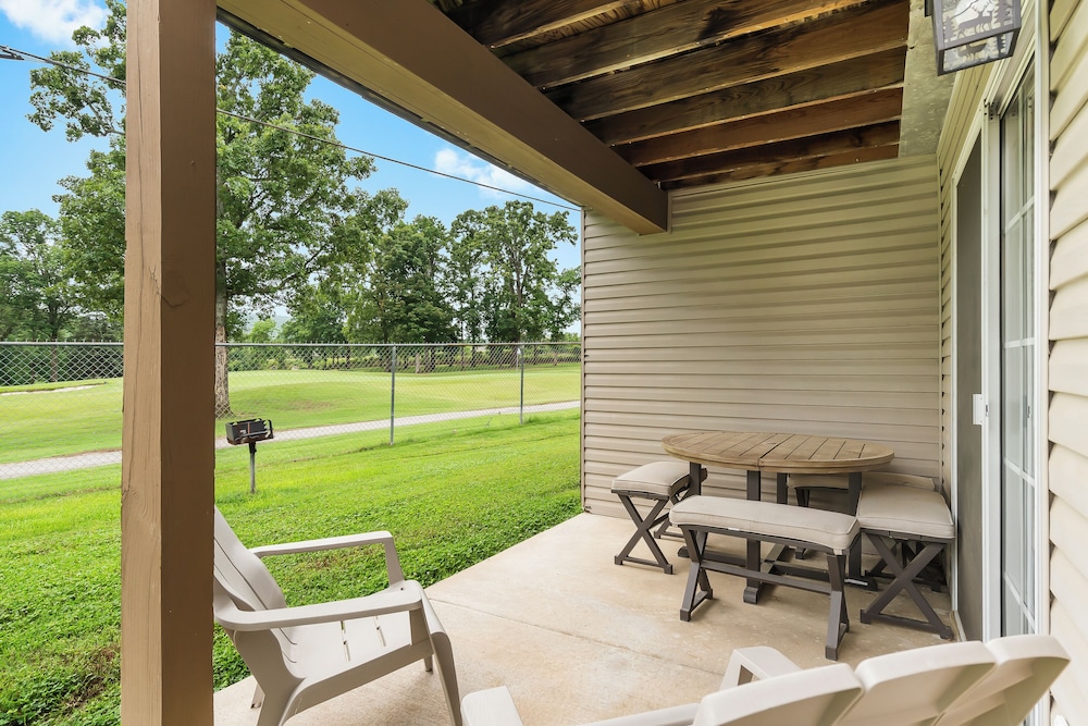 Fallcreek Haven - A Chic Retreat view 2