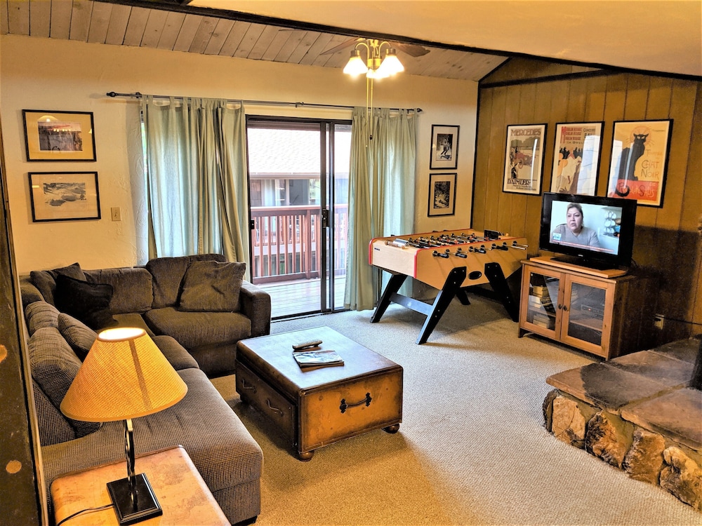 Snow Summit Townhouse Rentals & Sales