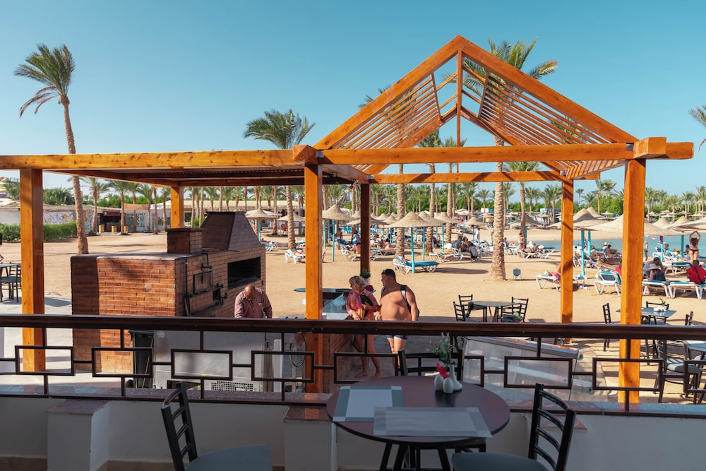 Hostmark aqua vista