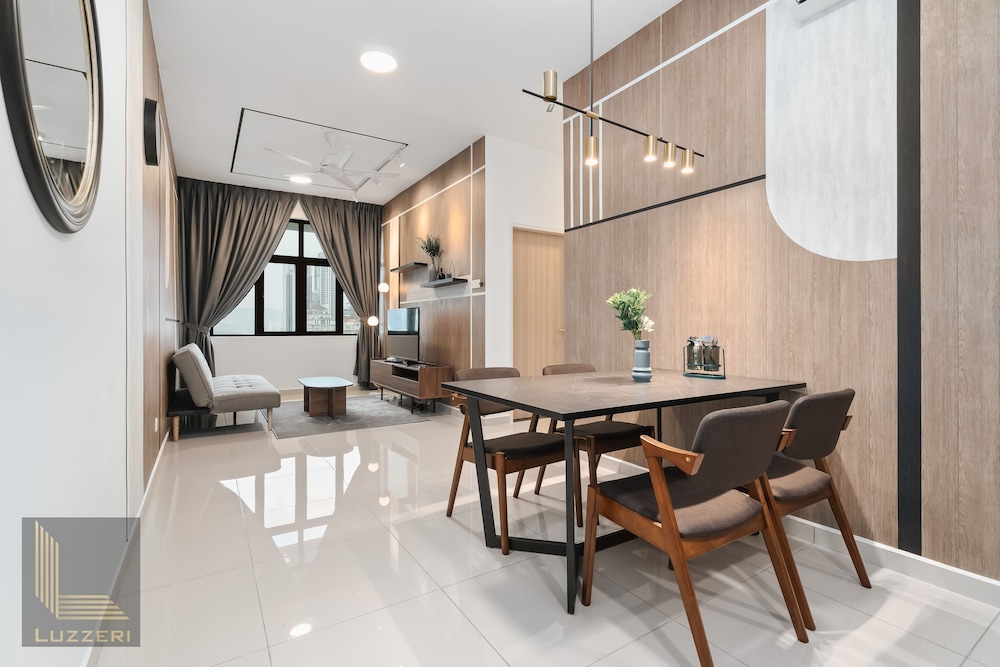 Legasi Kampung Bharu Guesthouse