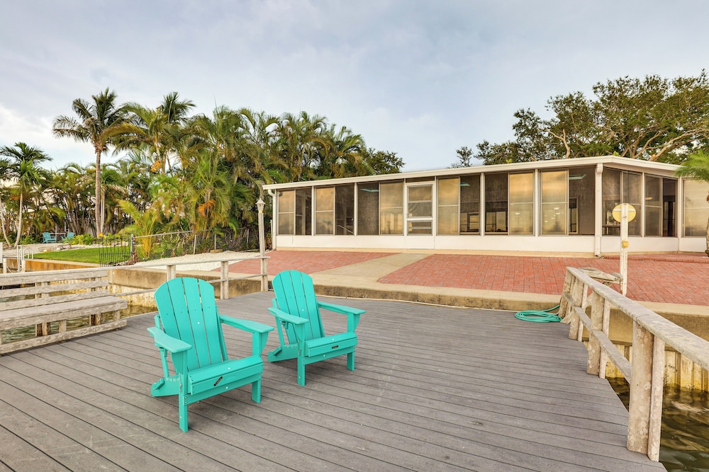 Ocean View, Pool & Boat Dock: Indian Rocks Retreat