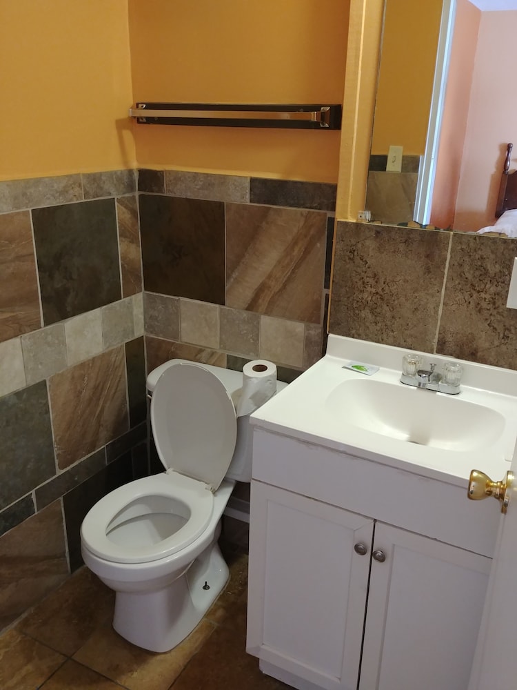 Budget Inn