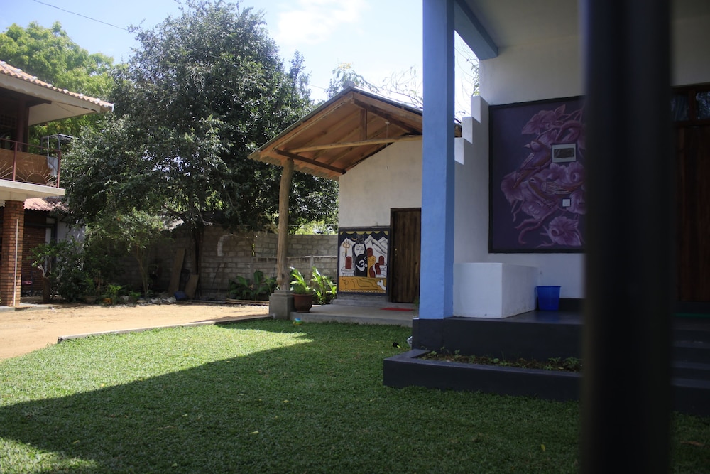Surf Camp Arugam bay
