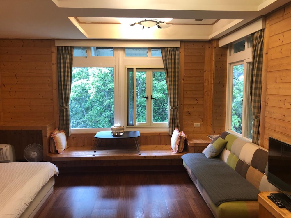 Fuyam Tourist Home