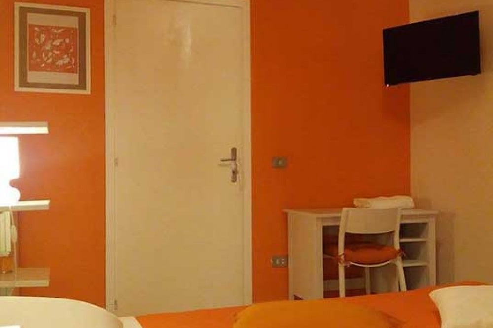 Notte Serena en Telese — hotel room