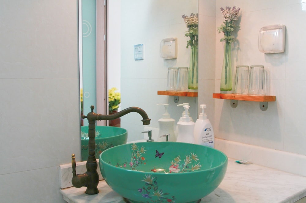 DALI Jade house