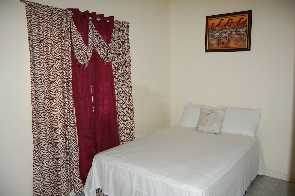 Celebrity Villa Jamaica