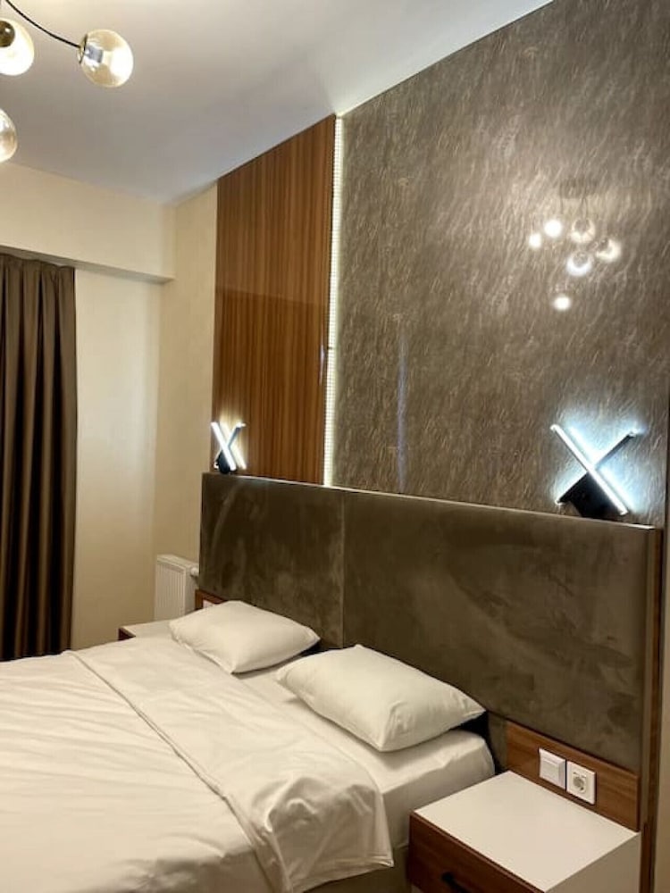 Brand-new 3 1 Apartment w Terrace Near Mall of IST