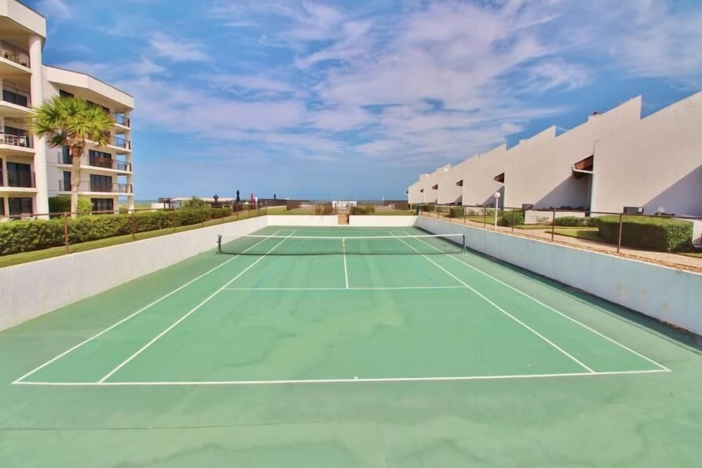 Sea Winds Condominiums I