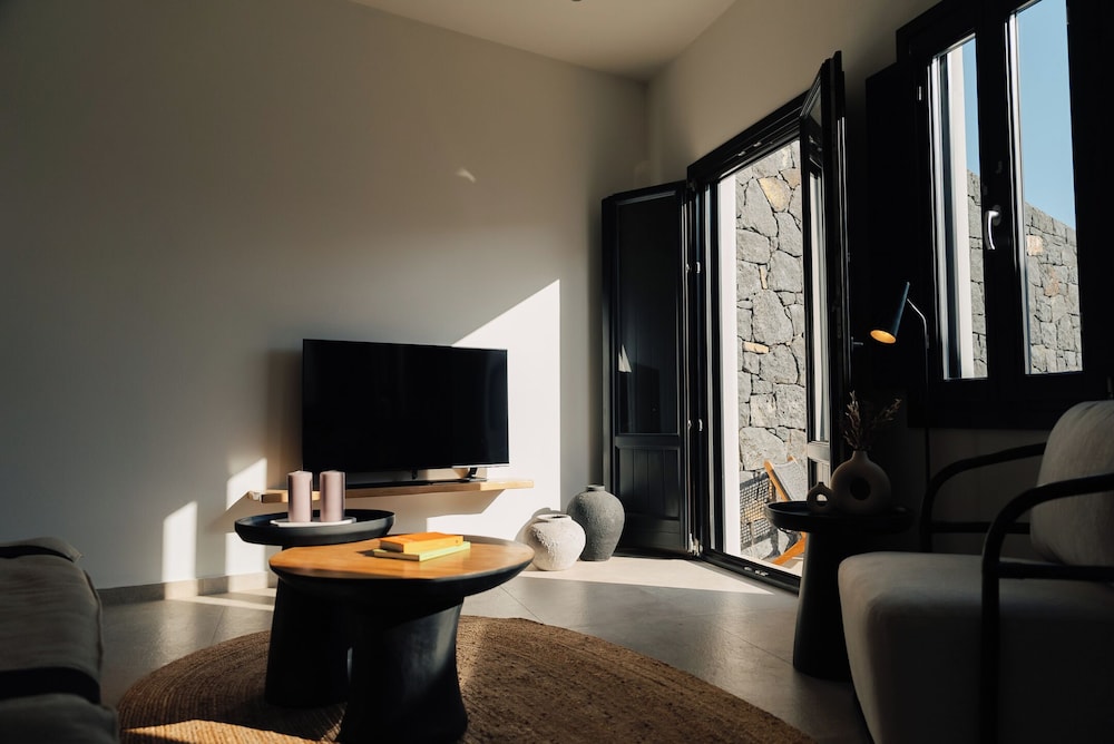 Erthā Suites with private pools