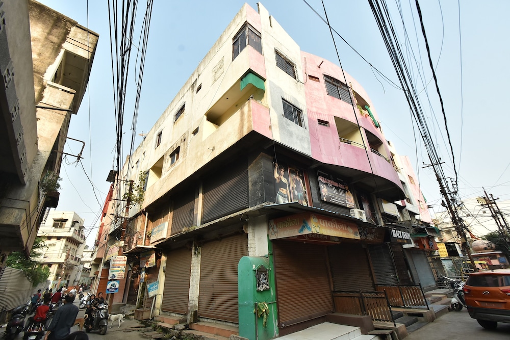 Hotel Vishwas Lok