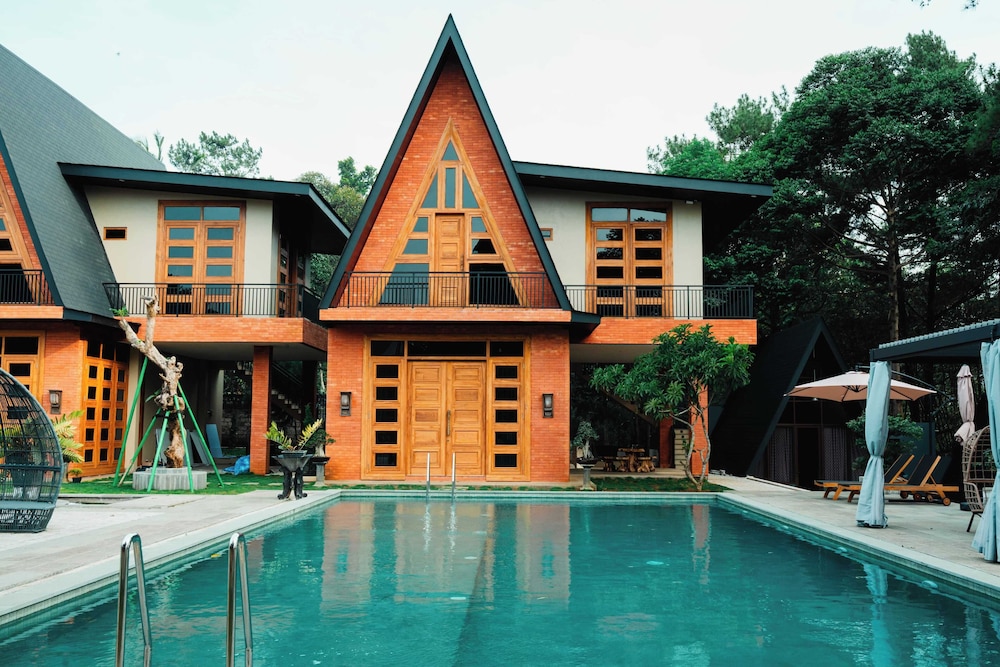 Acasa Cottage by Samsara