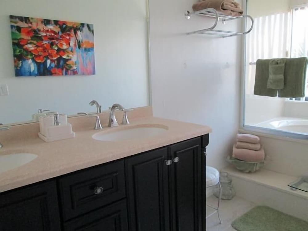 Cove II 931C 2 Bedroom Condo By Midnight Cove II