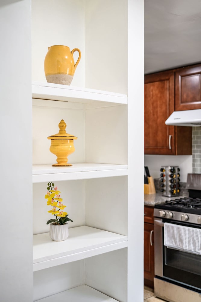 Spacious Bright Home Fully Equipped