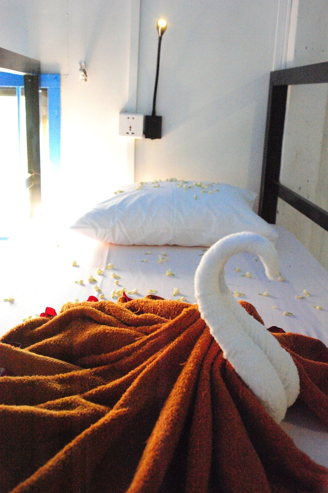 Kafu Hostel & Pool
