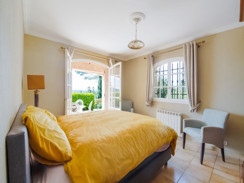 Nice Holiday Home in Lorgues