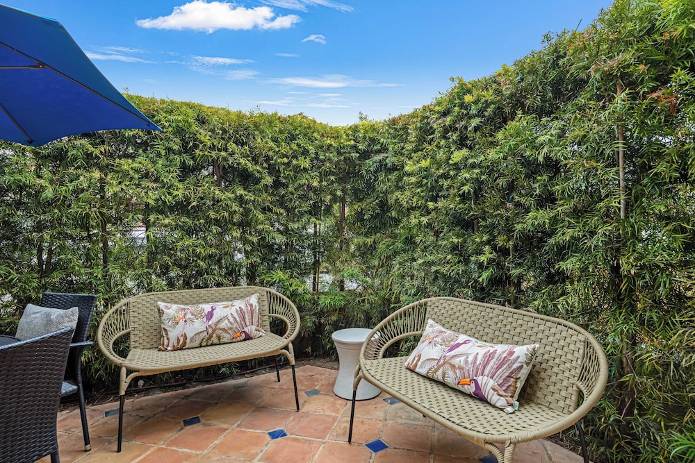 Belmont Shore Retreat Rooftop Lounge, Putting Green & Near 2nd Street Beaches