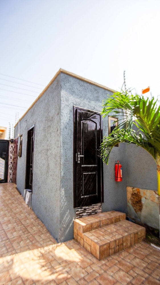 Digi Six-bedroom Accra Luxury Home at East Legon