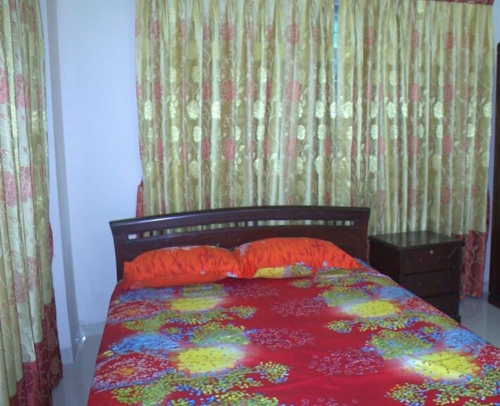 Furnished Flat In Block C Bashundhara RA view 4