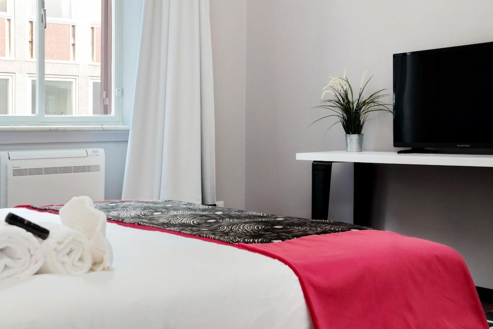 Rm-h501-pale6g3 Monti Apartments - M11