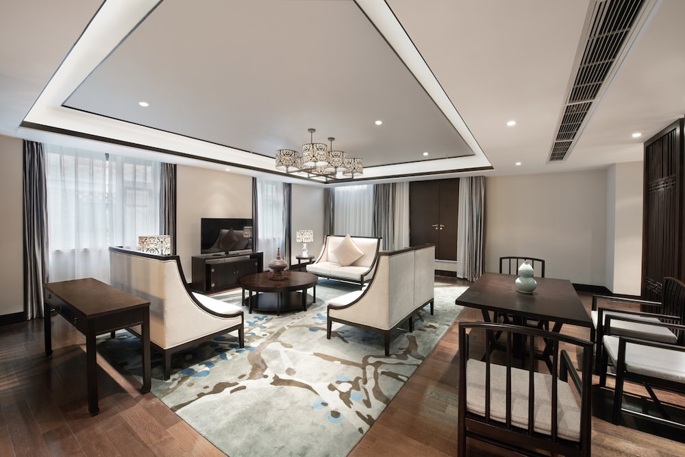 Crowne Plaza Yading by IHG