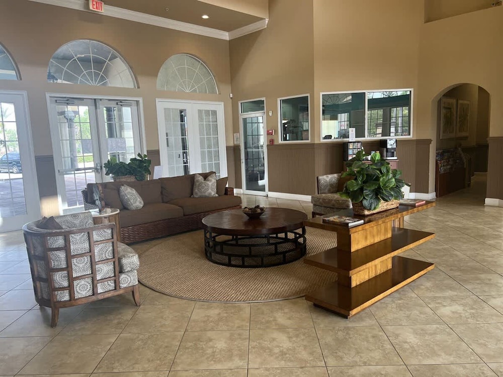Private Pool Workspace Near All Attractions