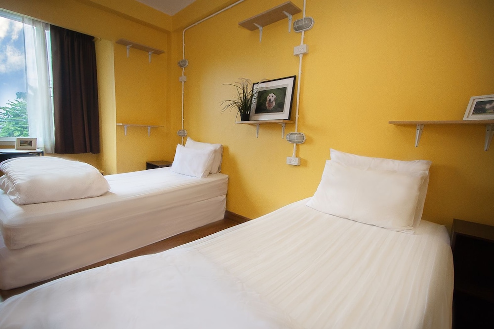 Thai Thai Hostel