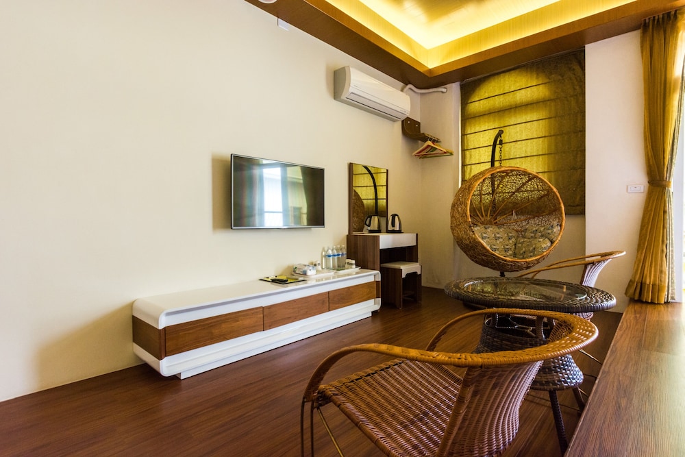 Taitung Jujia B&B