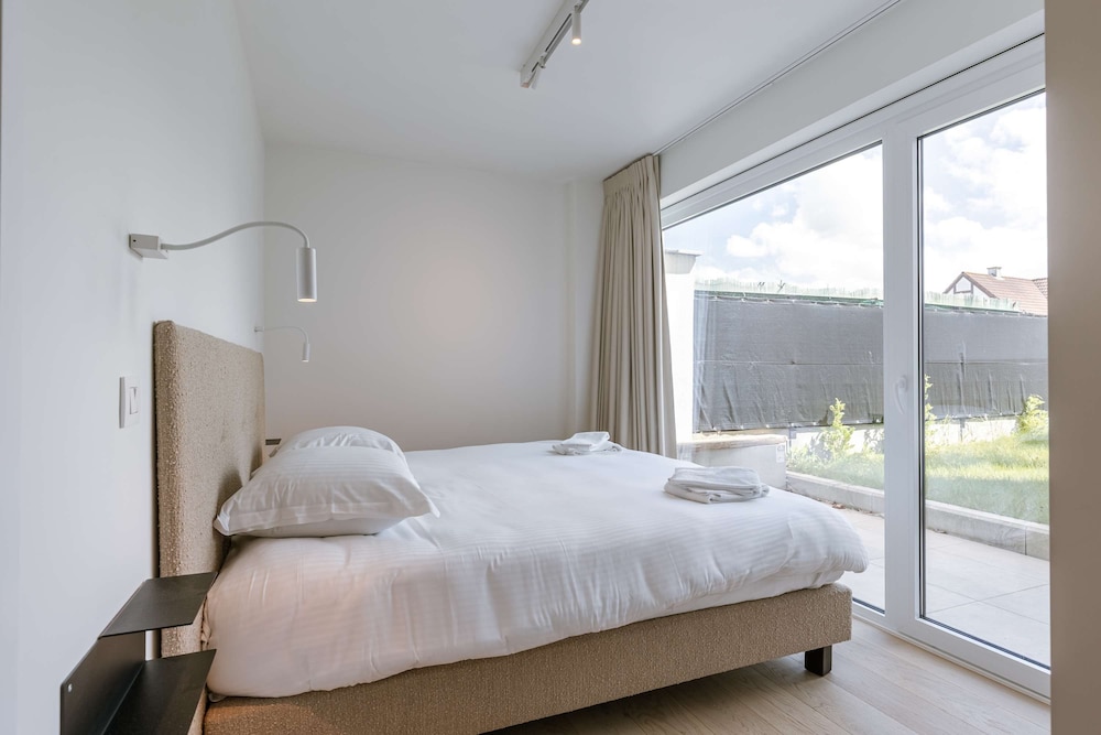 Huswell - Family Villa With Terrace and Parking