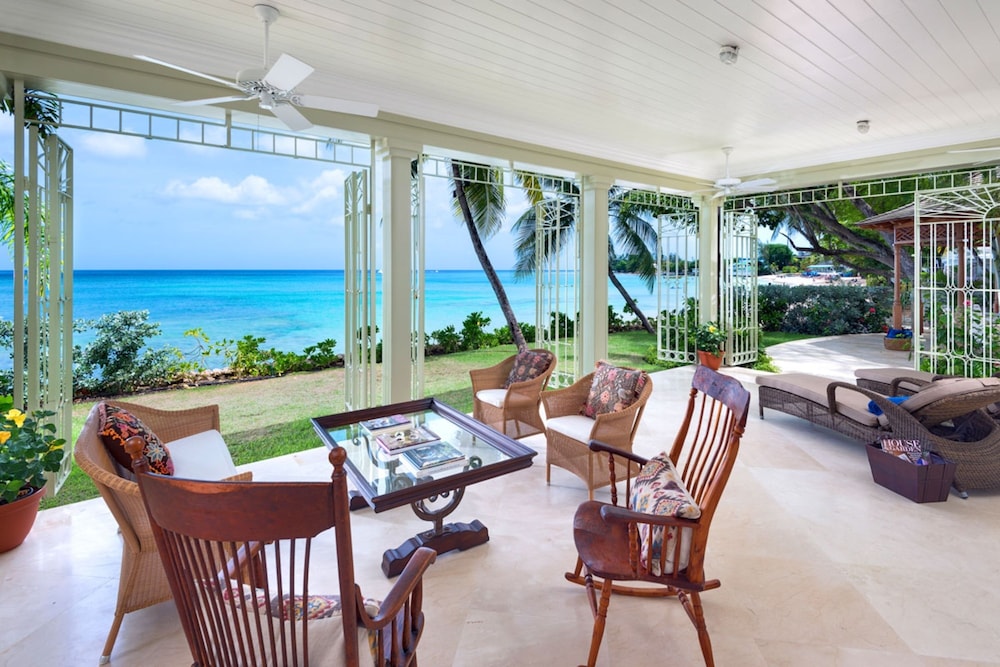 Hemingway House by Blue Sky Luxury view 4