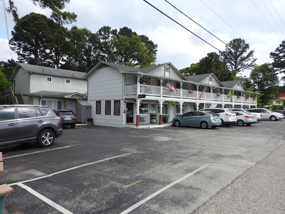 The Trails Inn