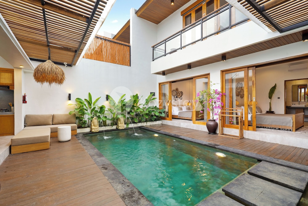 Kastara Villa by Kozystay - Canggu