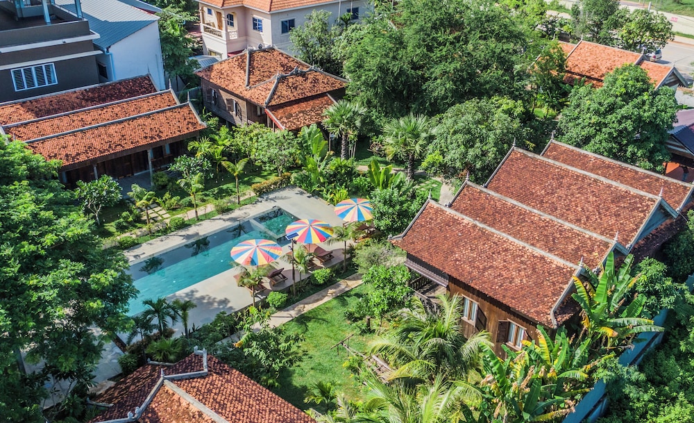PHUM KHMER LODGE