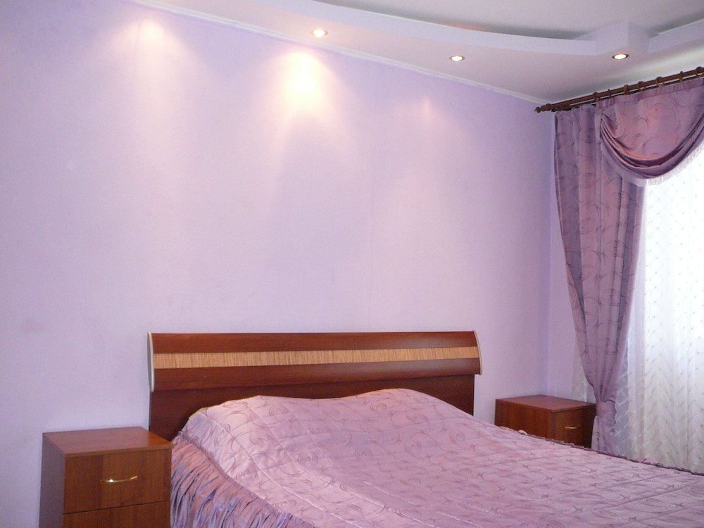 Apartment on Malygina 14 view 2