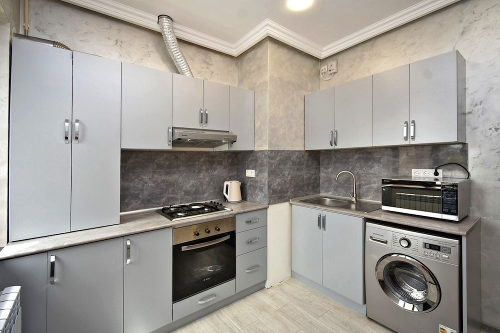 Apartment on Buzand street