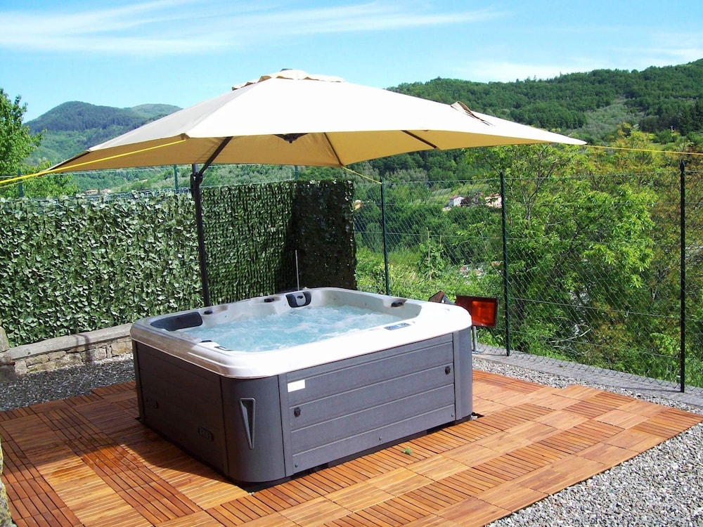 Pool & Wellness