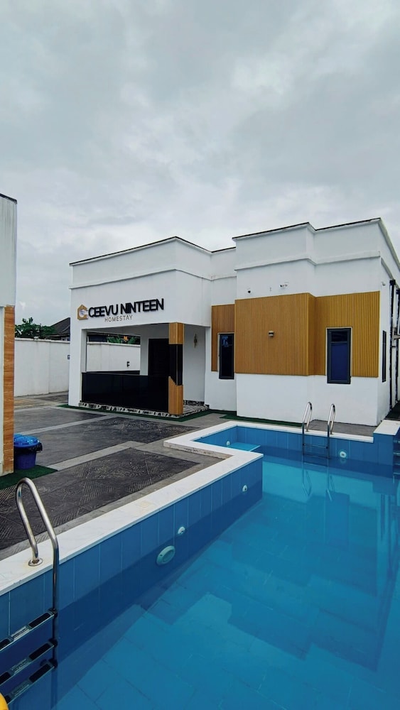 Ceevu Ninteen Homestay