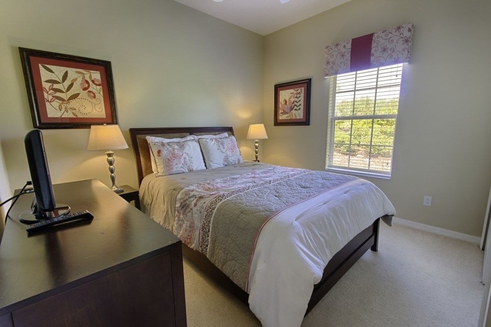5BR Townhome Paradise Palms by SHV-8980 view 2